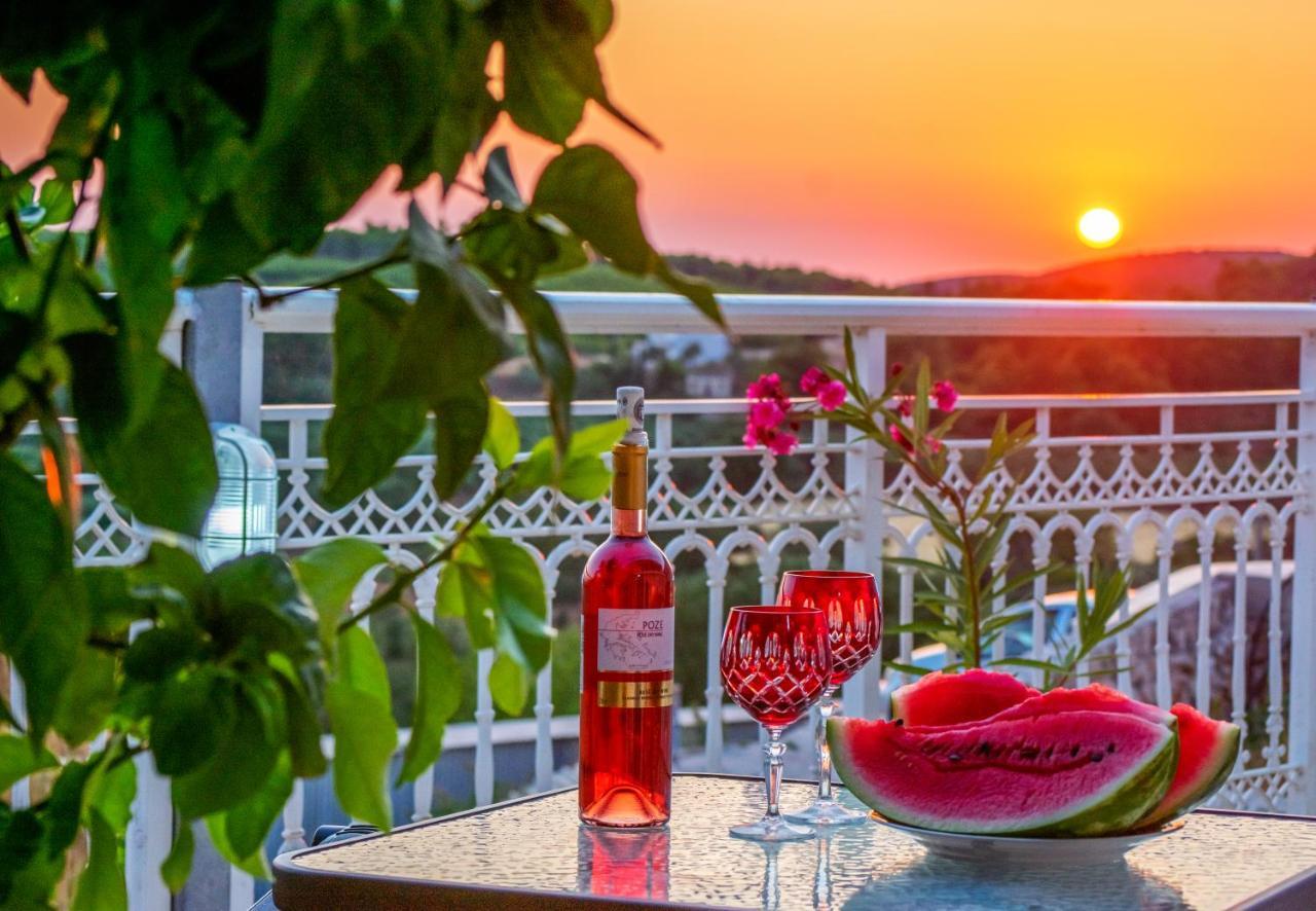 The View Апартаменты *